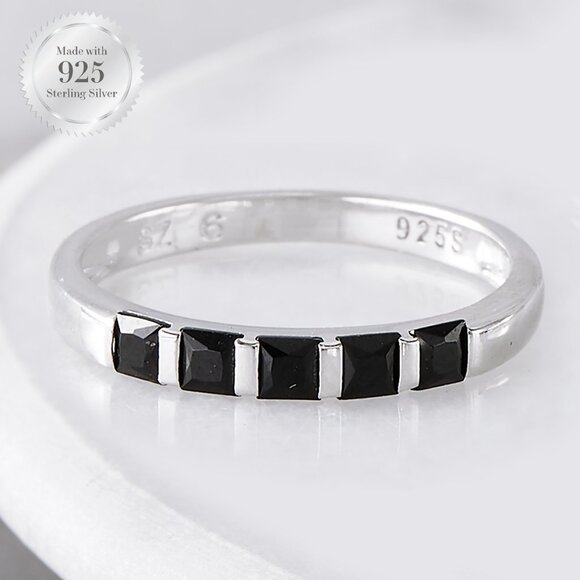 Charmed Aroma Onyx ring - 925 Sterling Silver Size 6 - Picture 3 of 3